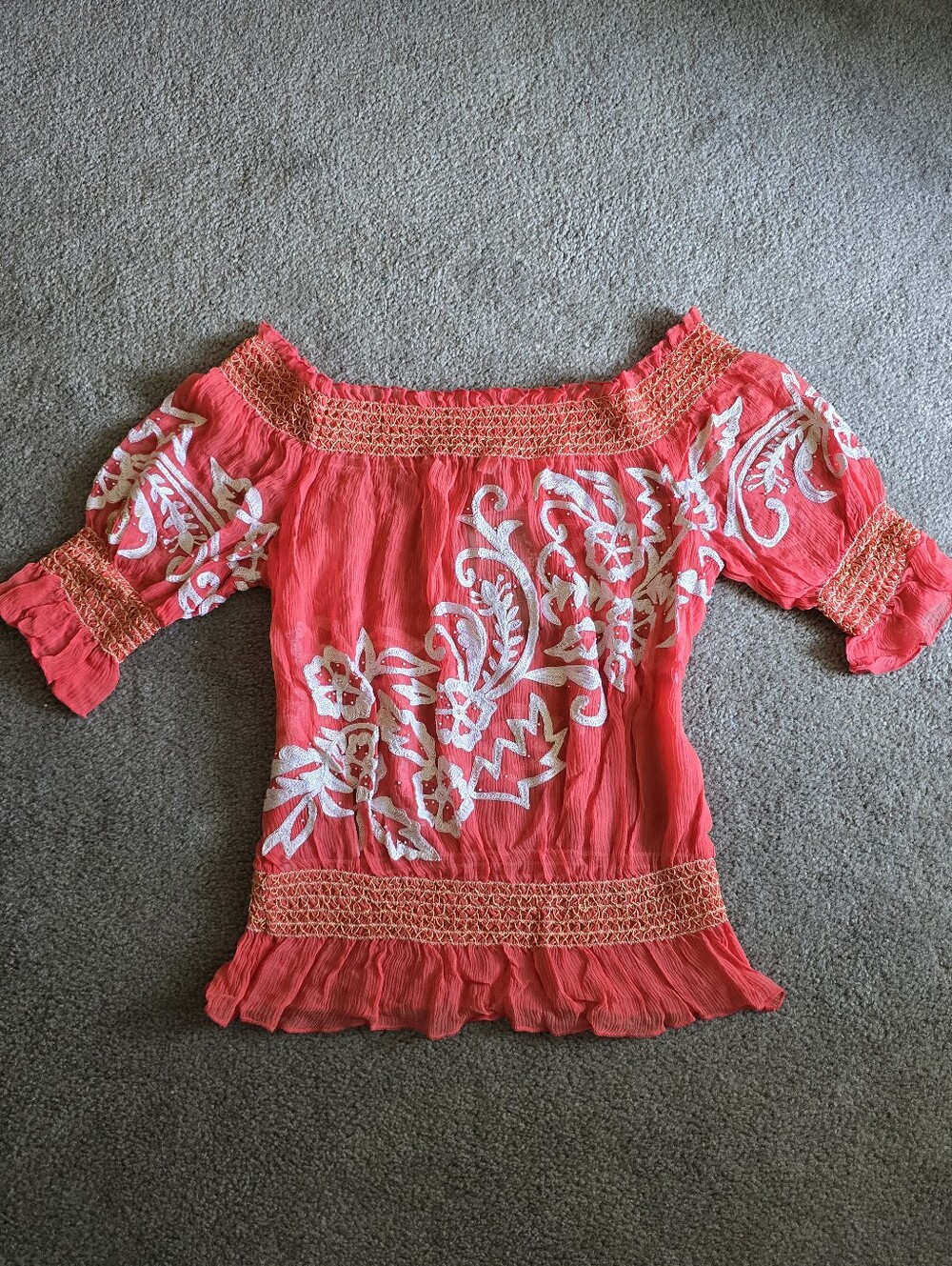 Silk Caché Cute Summer Top